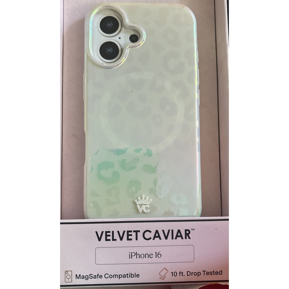 VELVET CAVIAR - Magsafe Case For Apple iPhone 16 - White Opal Leopard